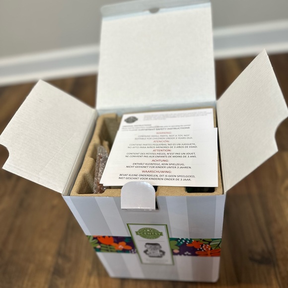 Countdown to Halloween Scentsy Warmer - Picture 3 of 9